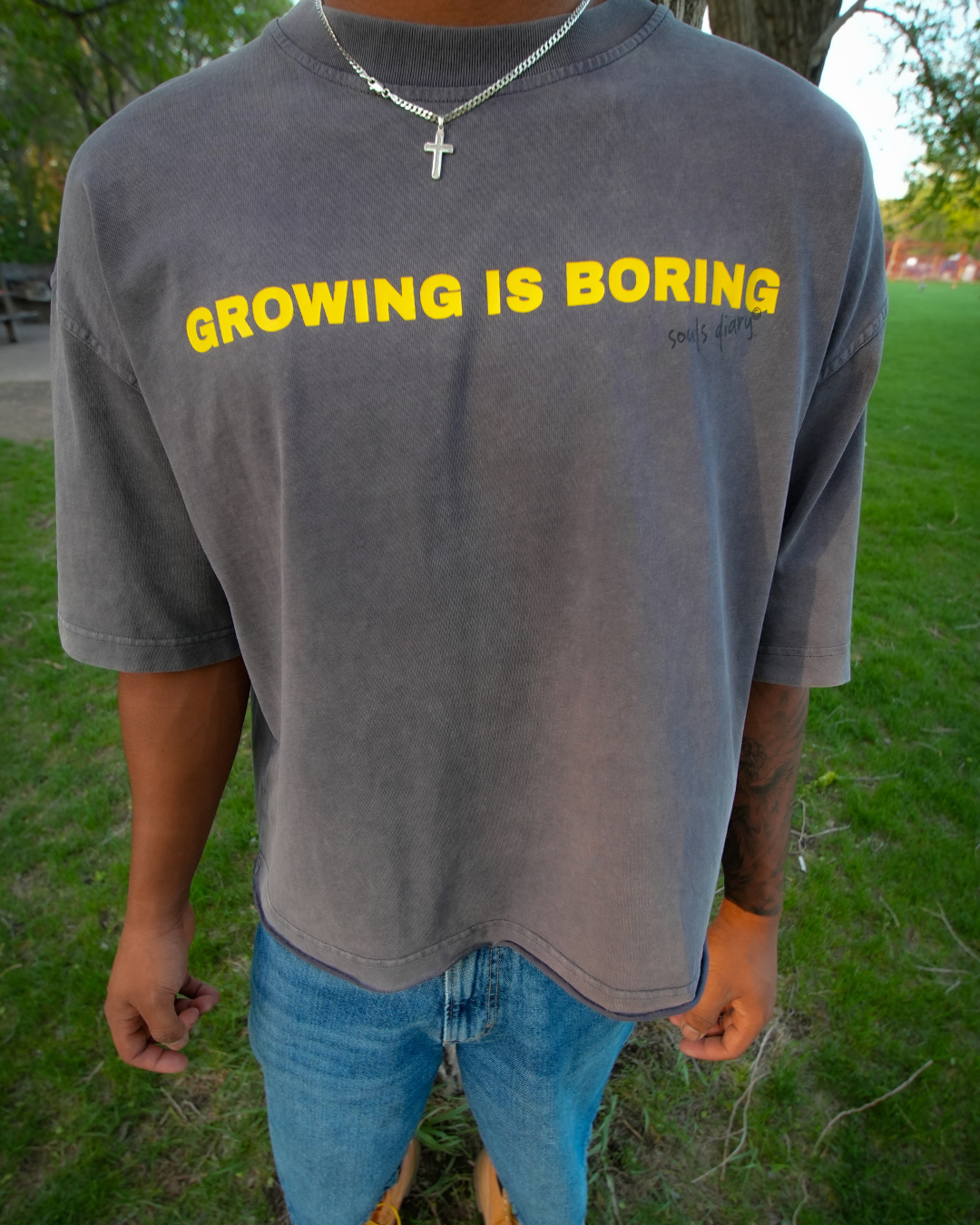 "boring" tee in ash grey
