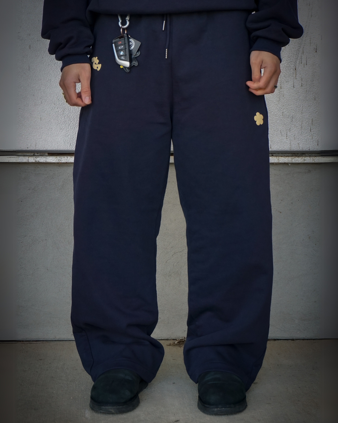 "midnite baggy sweats"