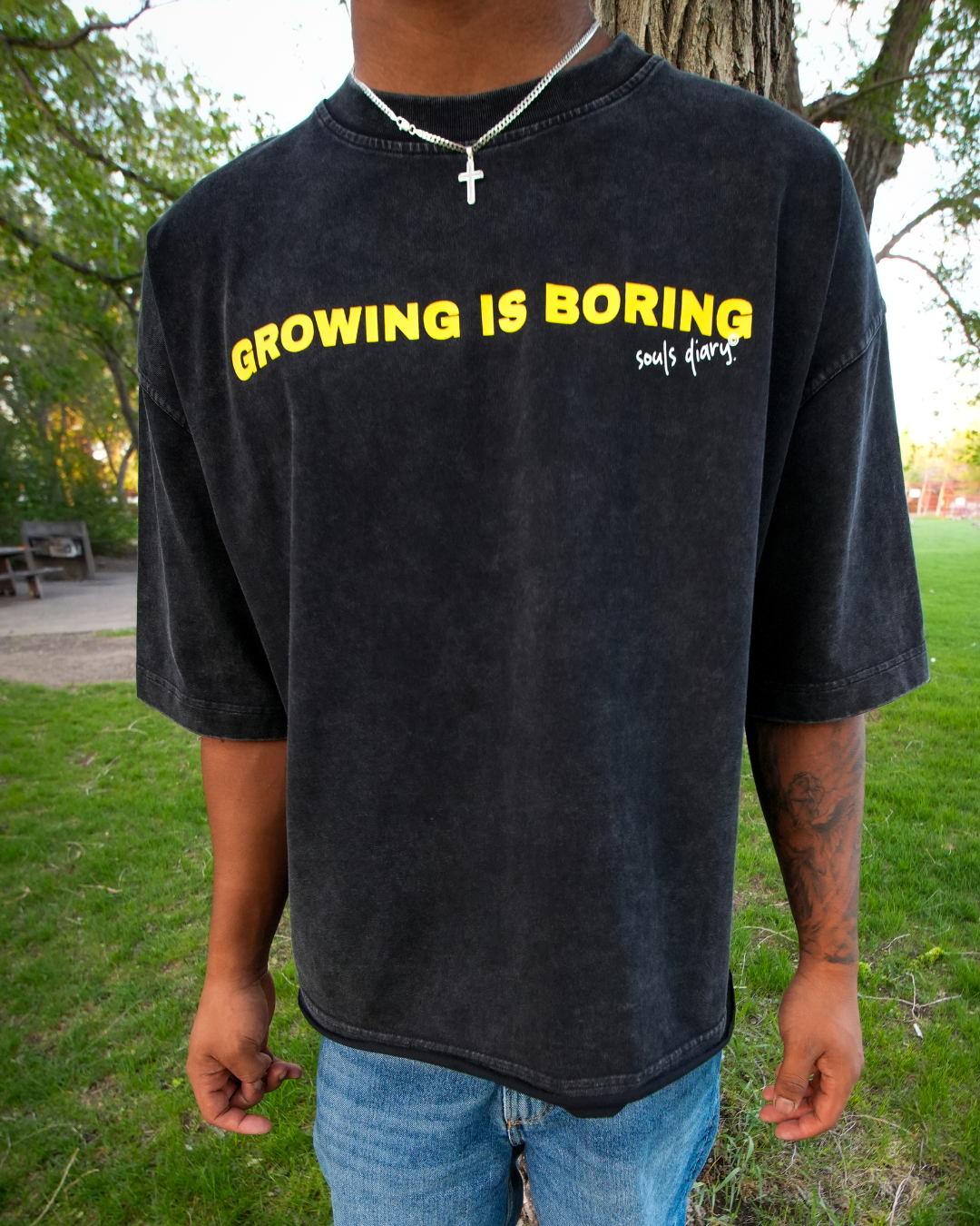 "boring" tee in charcoal
