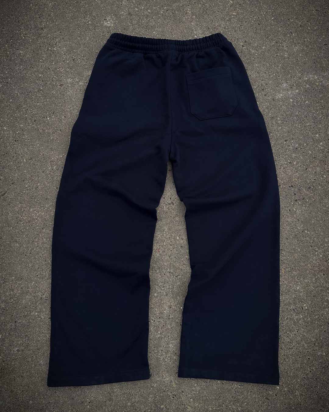 "midnite baggy sweats"